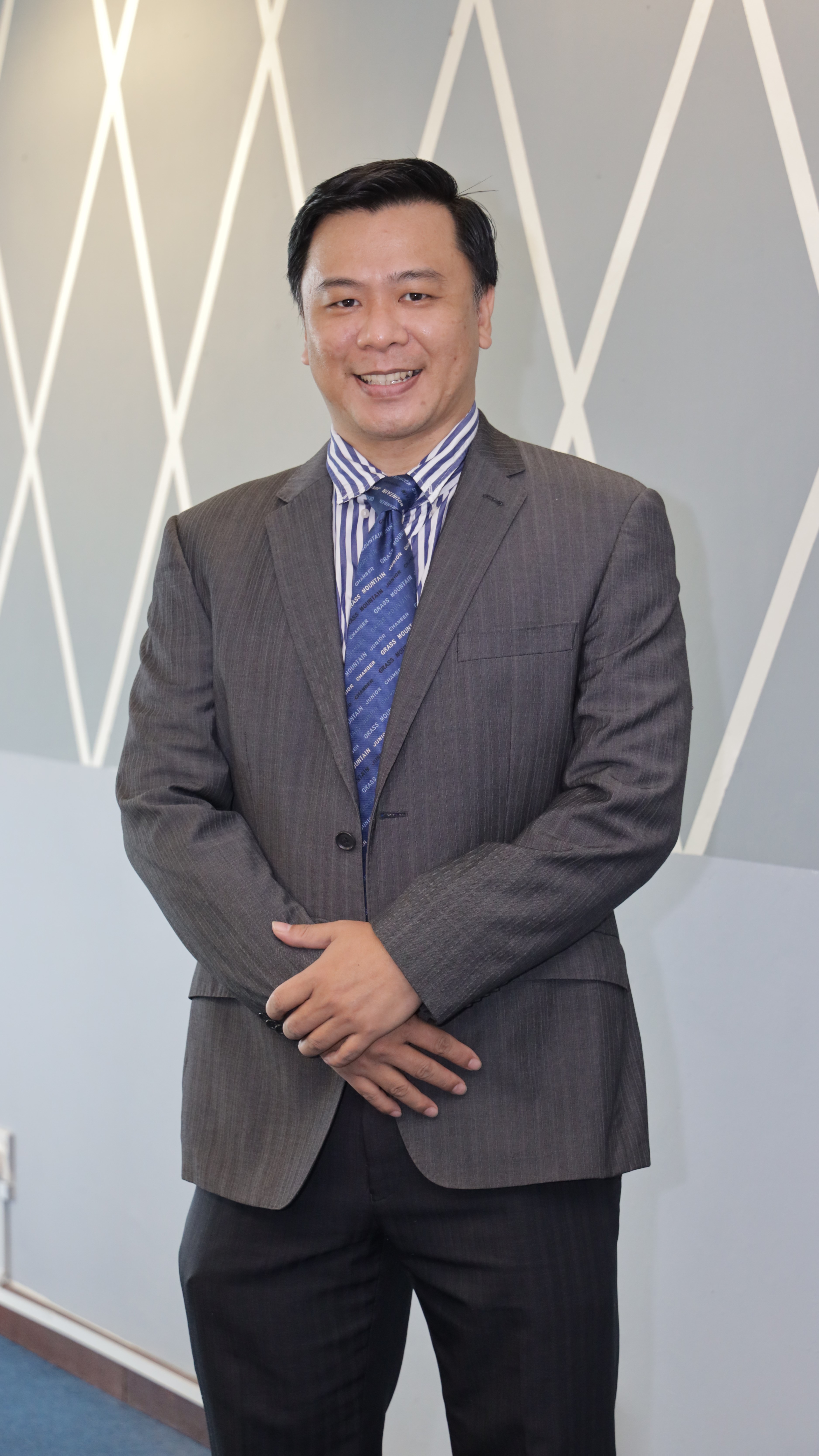 Prof Madya Dr Lee Nung Kion